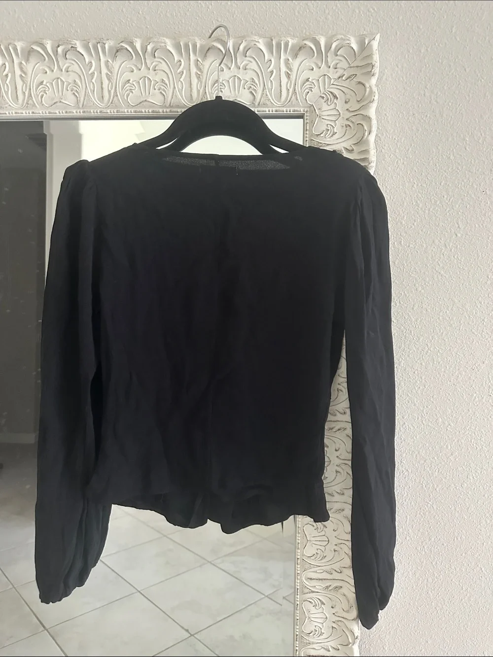 Reformation Black V-Neck Button-Front Long Sleeve Blouse